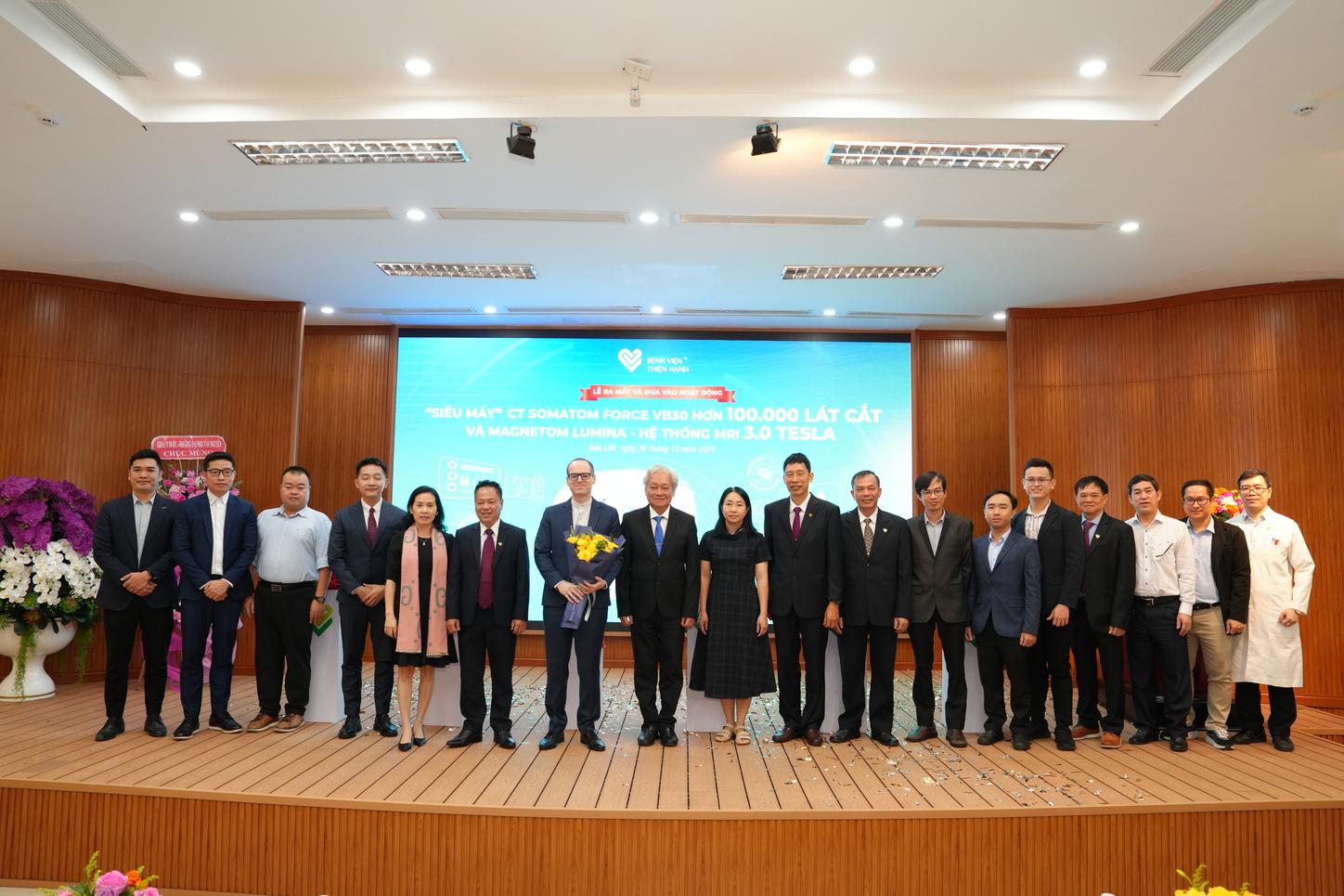 dai dien ban lanh dao