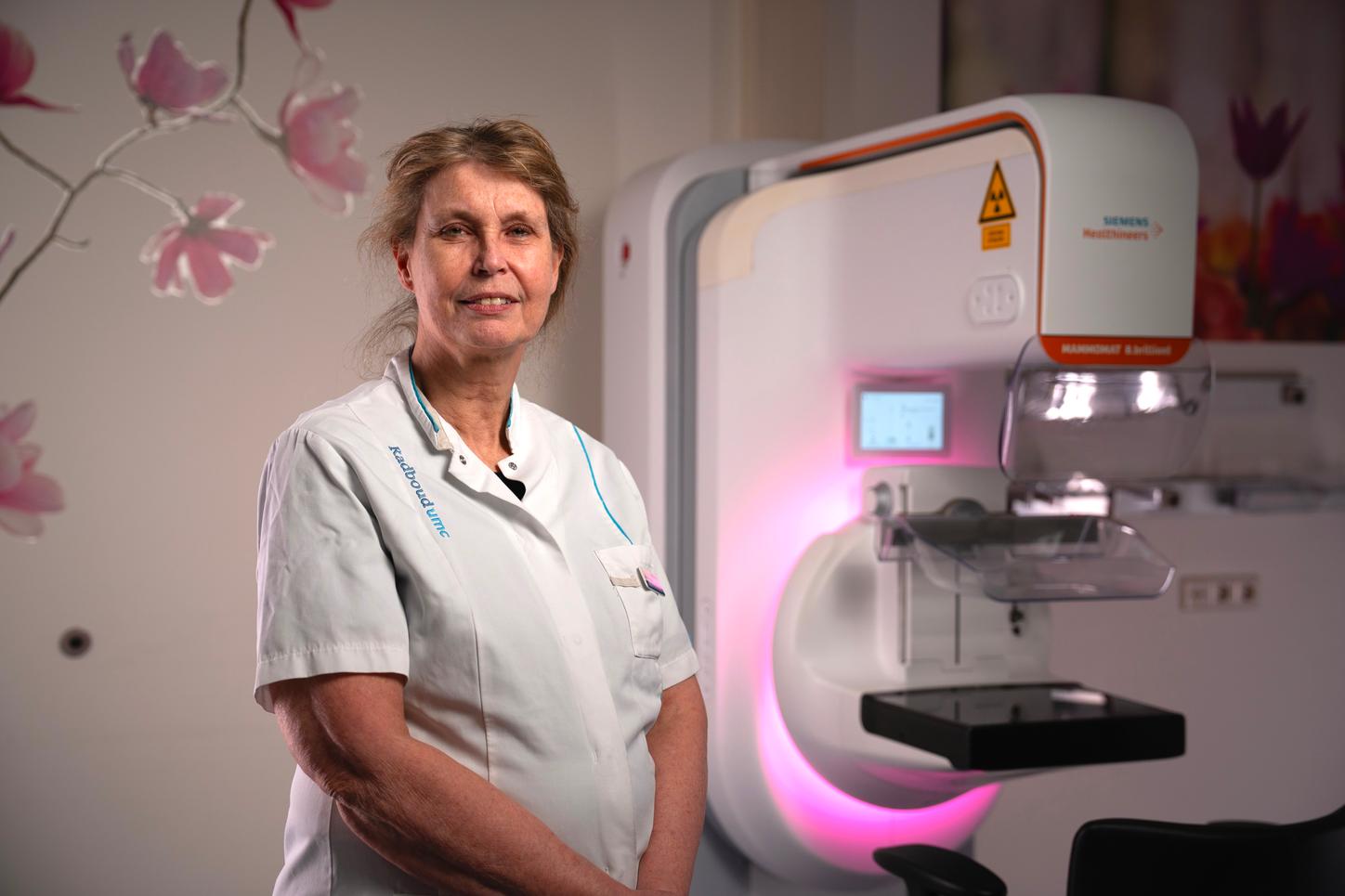 Mechli Imhof, mammaradioloog in het Radboud umc