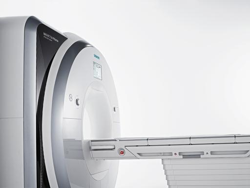 MAGNETOM Prisma - MRI Scanner - Siemens Healthineers Brasil