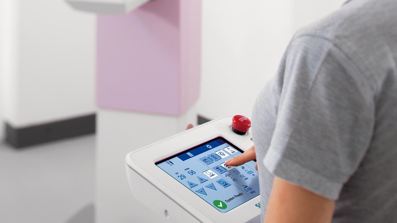 Analog Mammography Machine - Easy to dose right <br />