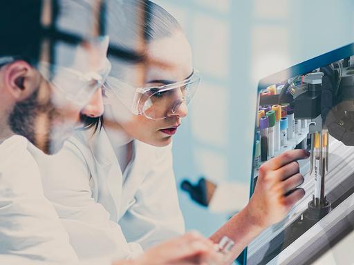 You’re Automating Your Laboratory - Siemens Healthineers