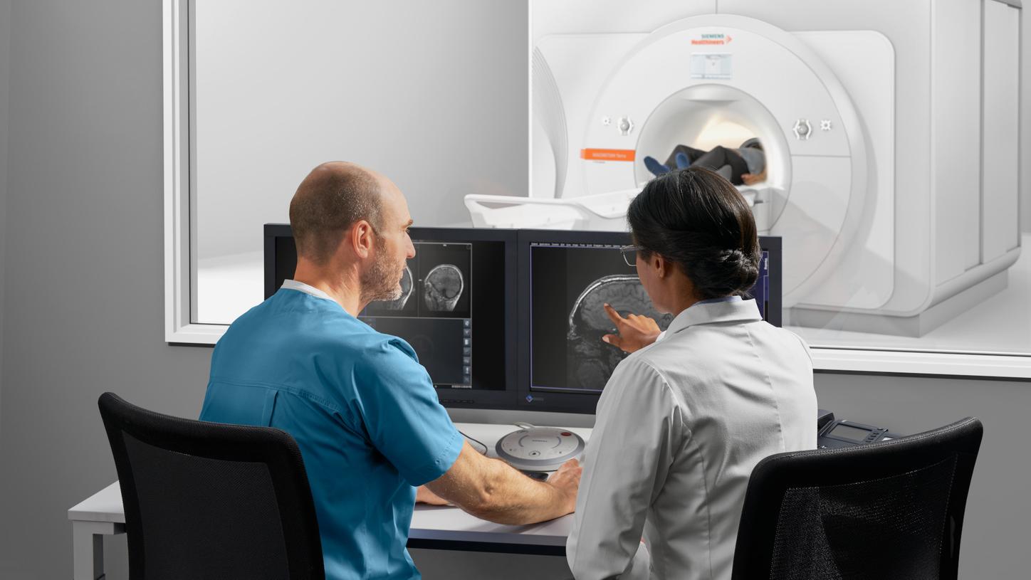 Siemens Healthineers - MRI - MAGNETOM Amira - Image - Double SNR for more precision