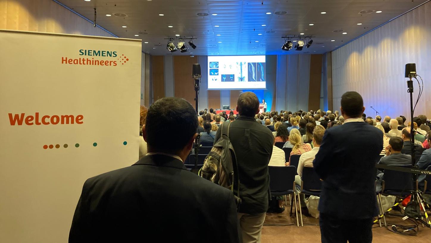 Standing-room only at the Siemens Healthineers luncheon satellite symposium on October 18, 2022.