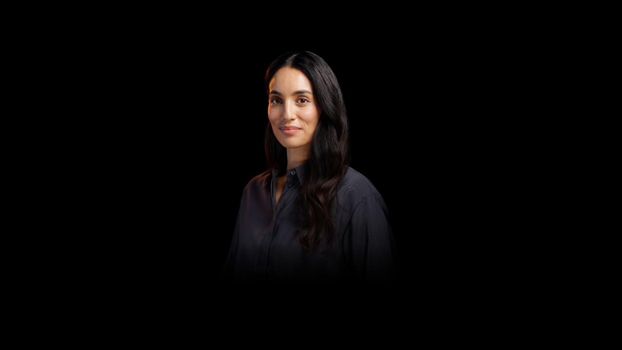 FR woman Amanda 