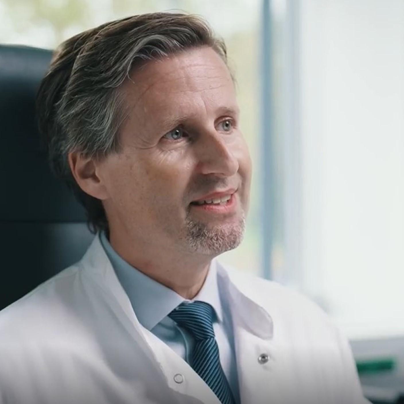 Professor Samuel T. Sossalla, MD