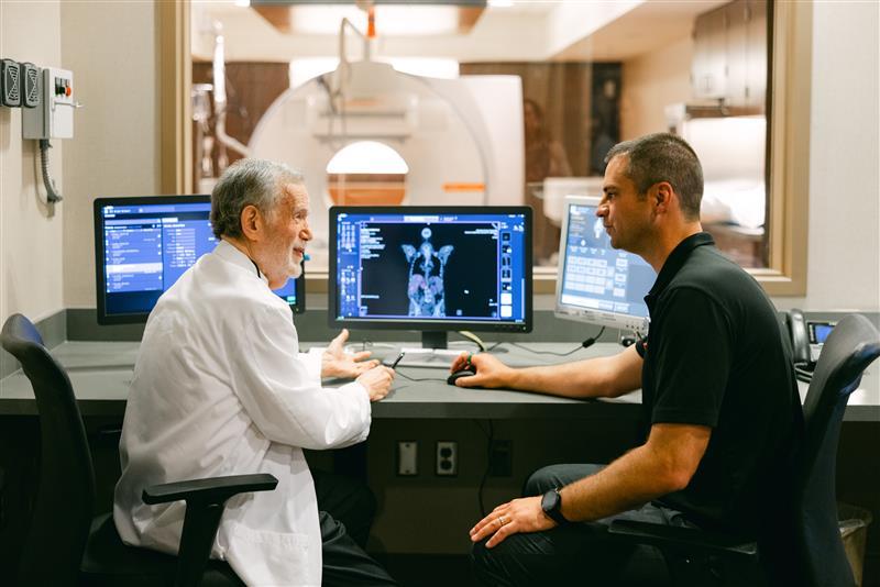 Dr. Samuel Mehr, MD, and Scott Degenhardt, NMAA, of Nebraska Cancer Specialists