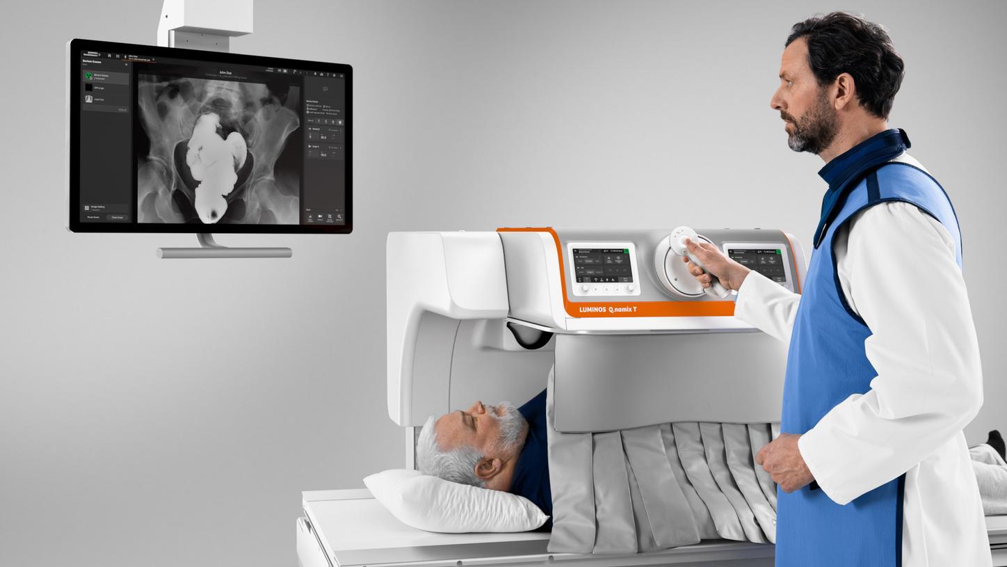 LUMINOS Q.namix fluoroscopy system with advanced imaging technology and efficient workflows for consistent, low-dose results.