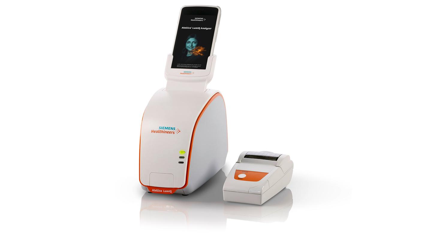 Atellica LumIQ Display Printer Angled image