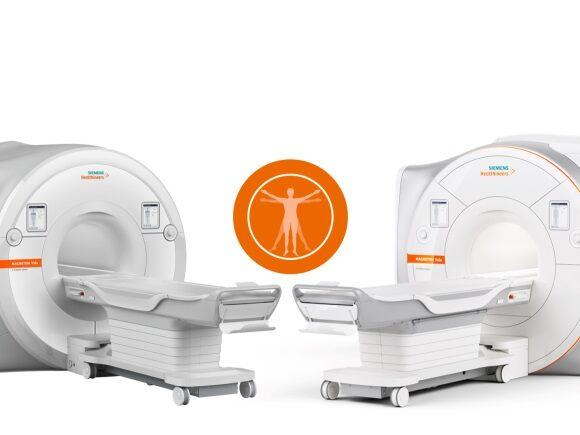 Homem Vitruviano entre duas máquinas BioMatrix