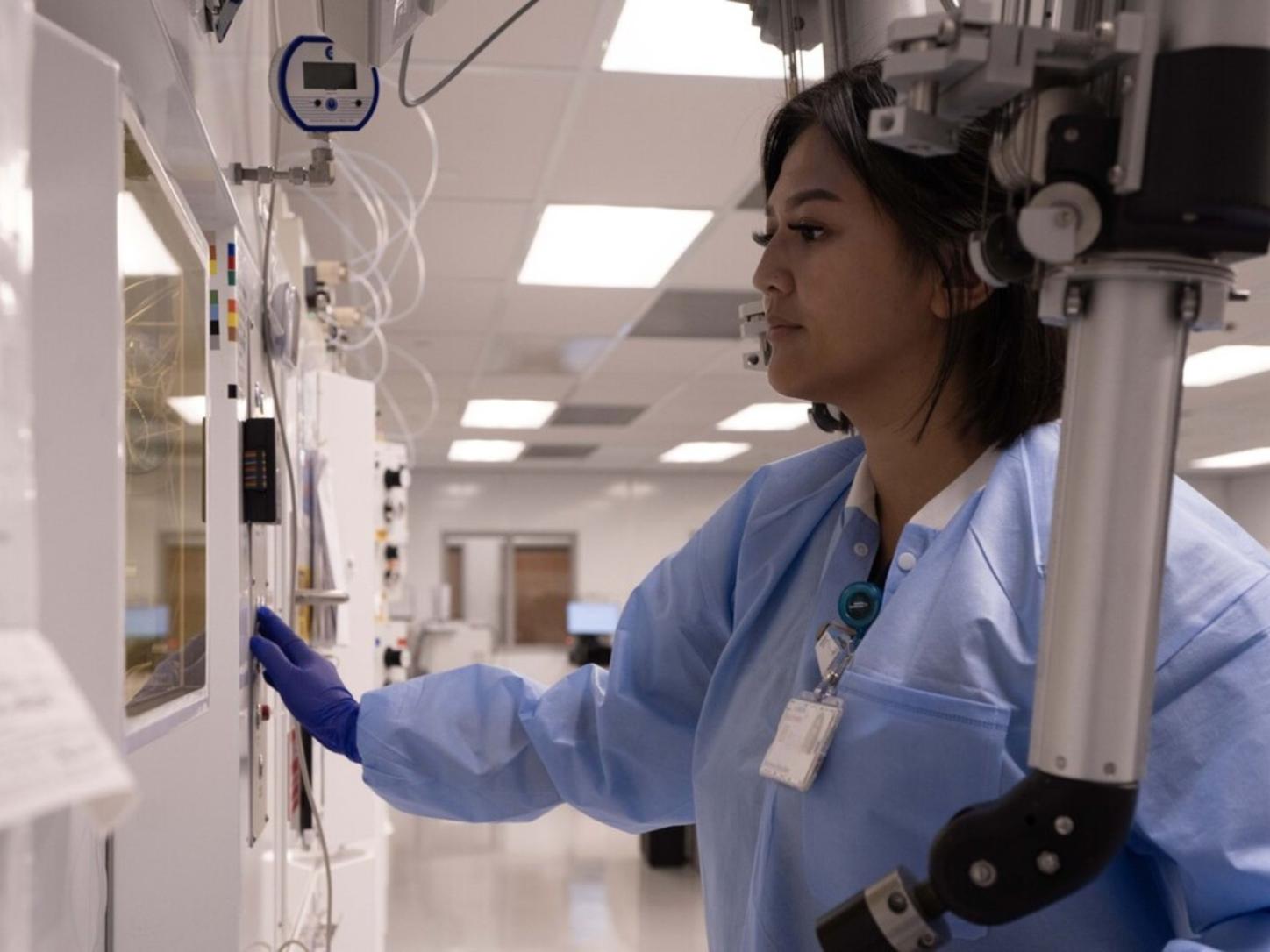 Radiopharma healthcare professional in a hospital