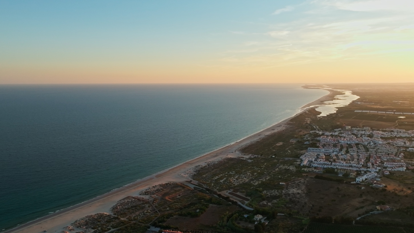 DRONE-PRAIA_TAVIRA-100-2025.png