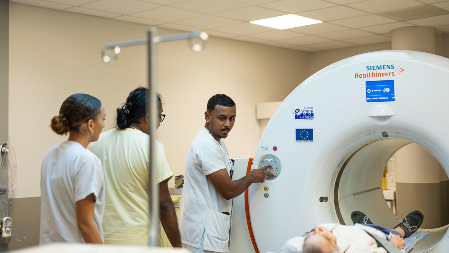 Nuclear medicine team members at Centre Hospital Universitaire.