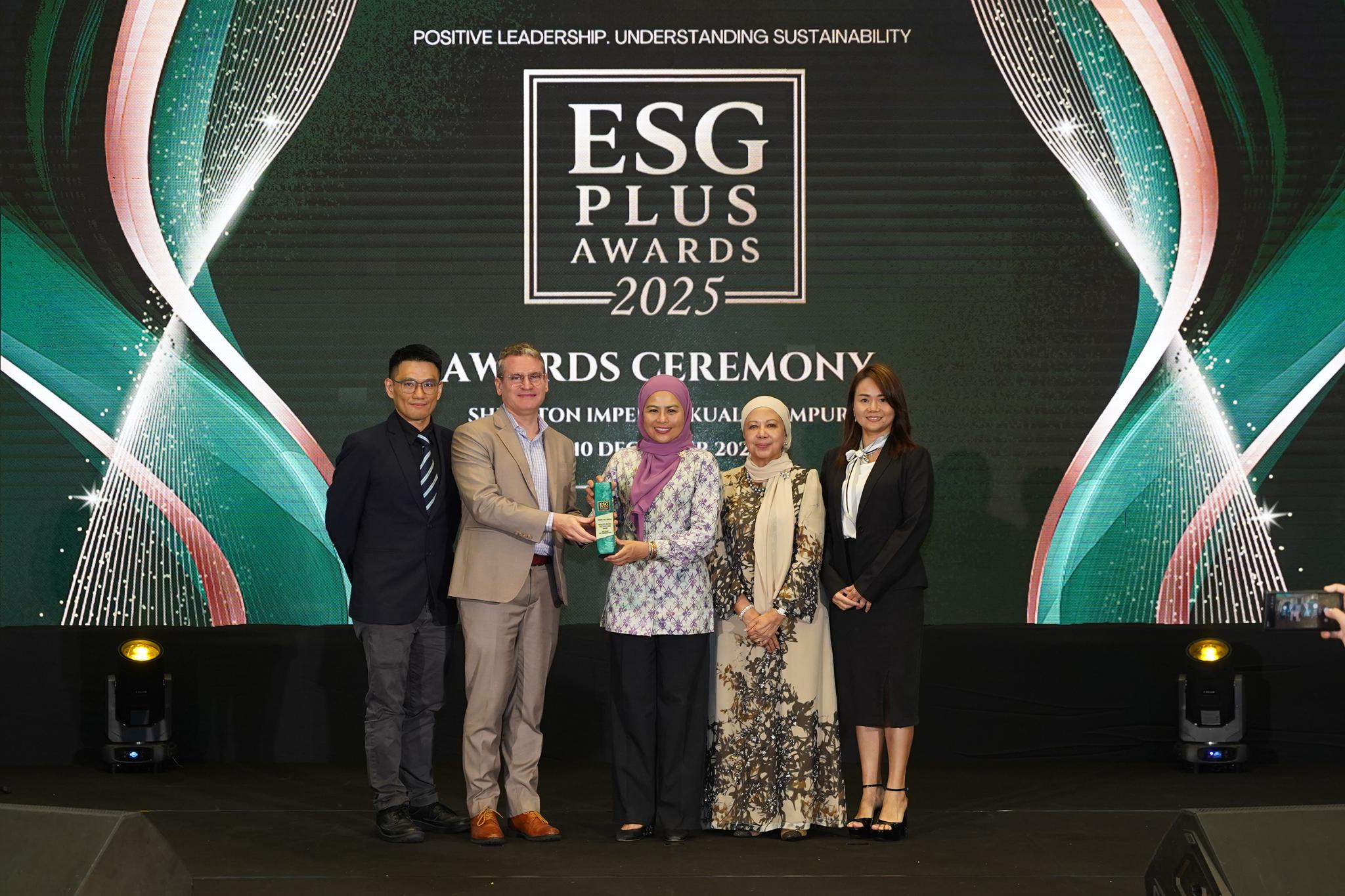 Siemens Healthineers Malaysia Honoured with ESG PLUS Award 2025 for ...
