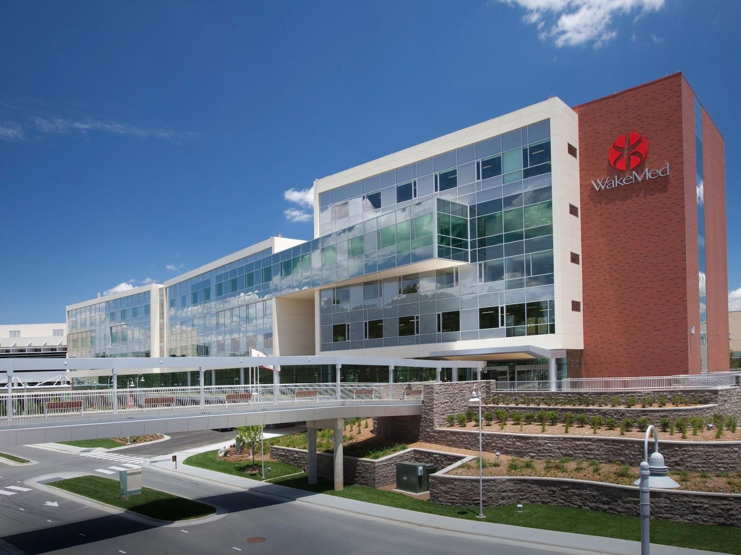 WakeMed Raleigh Campus - Exterior