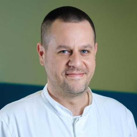 Dr.sc. Hrvoje Kau膷i膰, Dr.med.