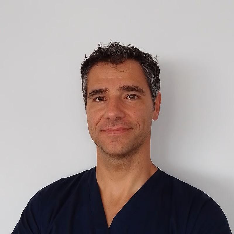 Dr. Swan Specchi