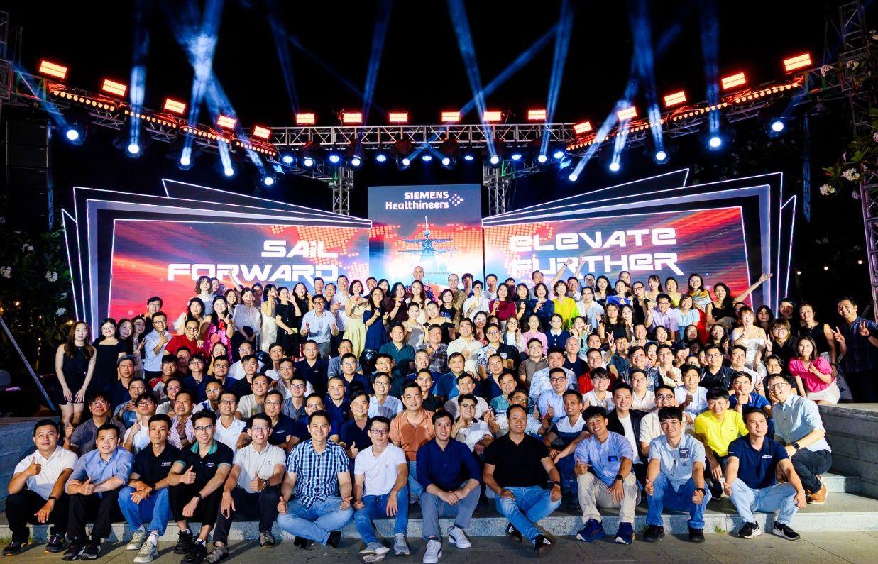 Vietnam New Year Party