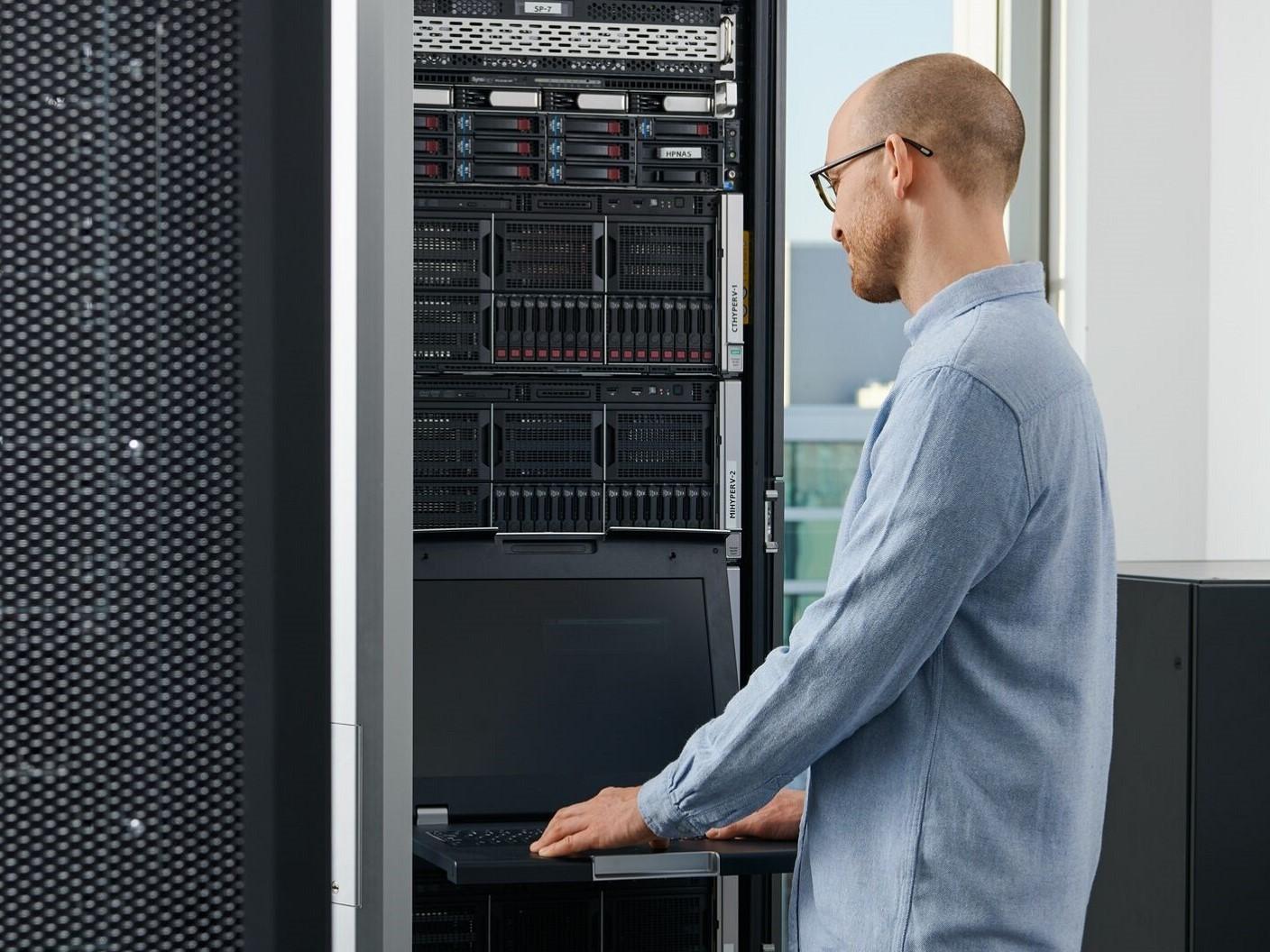 CS Cybersecurtiy Services 4x3